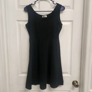 Elegant Black Sleeveless Mini Dress